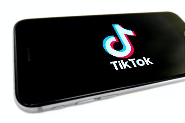 ​TikTok发布的作品为什么0播放？播放量只有两三百怎么办？